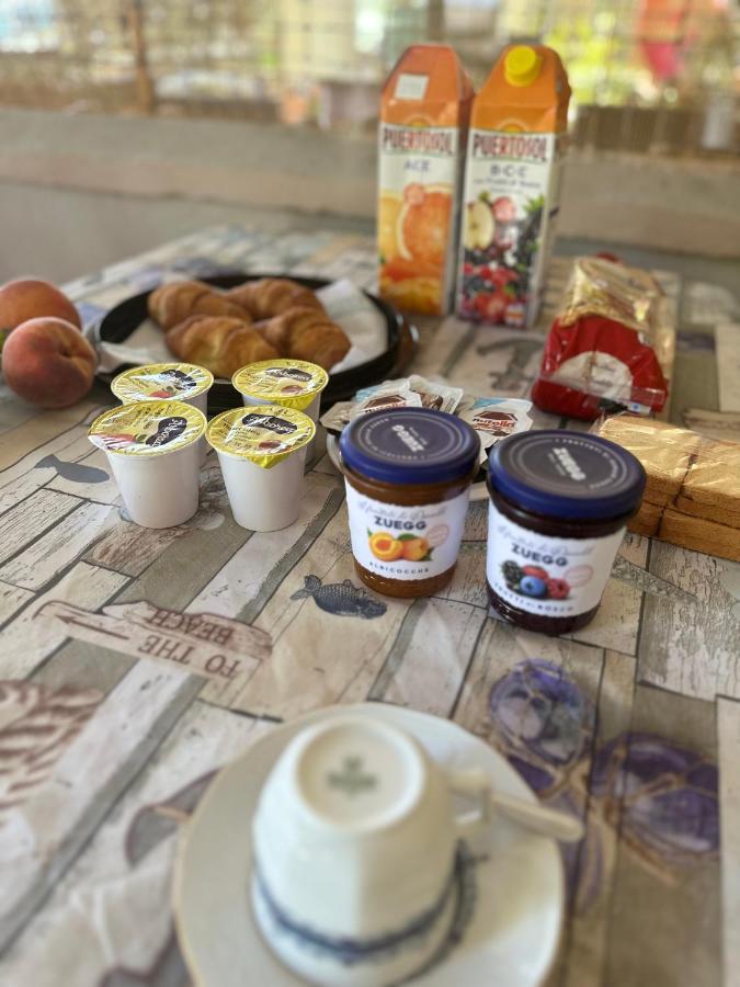 Ajoaolbia B&B Екстериор снимка